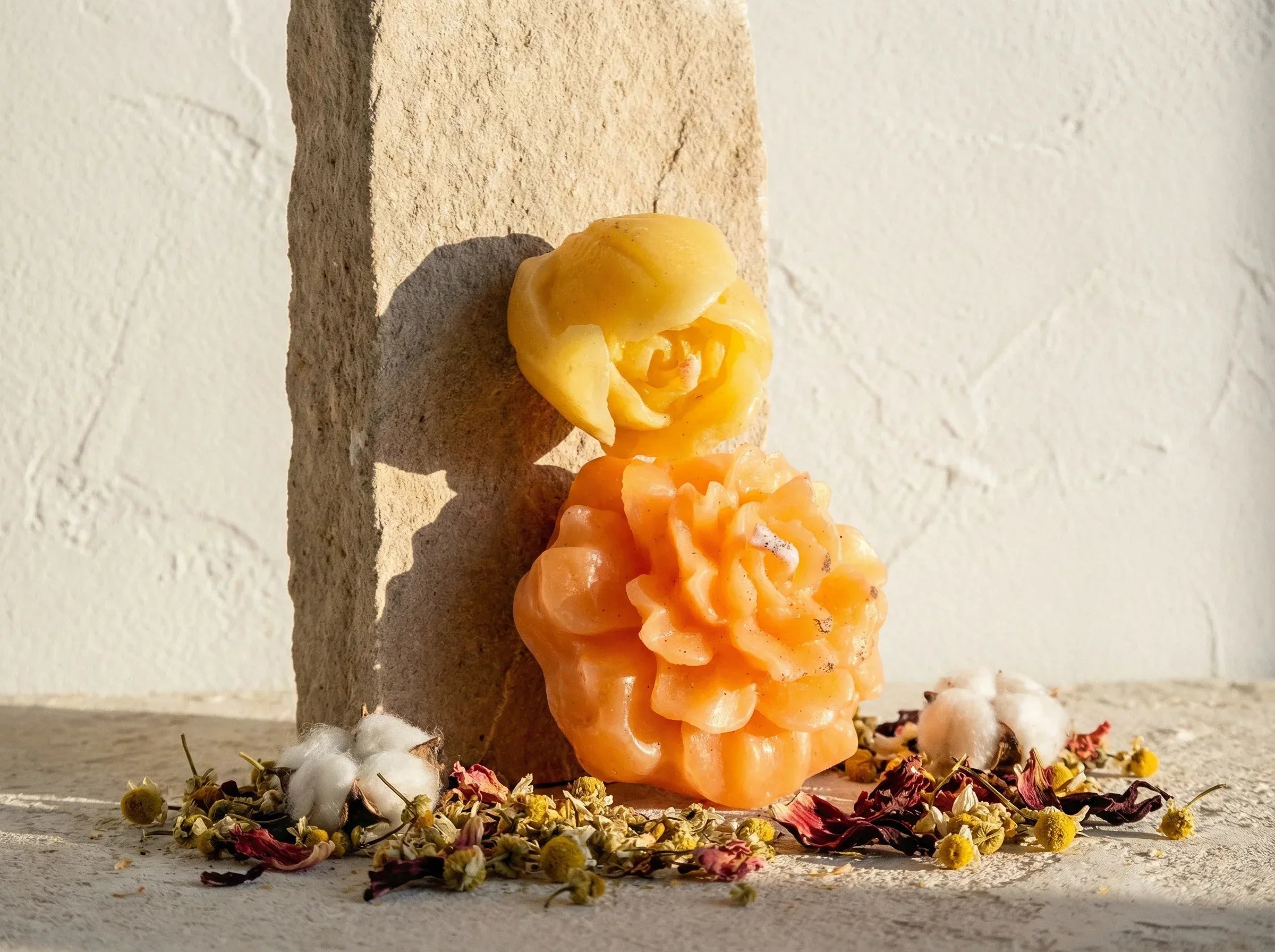 Bougie Artisanale Camomille & Géranium - Cocooning Sacré - Essences Agape 79406177