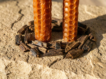 Bougie Artisanale Oud - Mystère & Ancrage Profond - Essences Agape 72150128