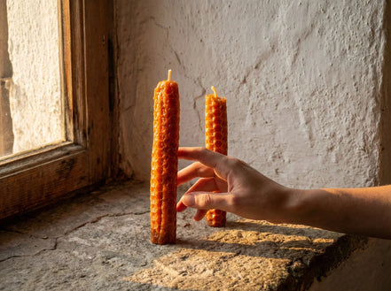 Bougie Artisanale Oud - Mystère & Ancrage Profond - Essences Agape 98094491