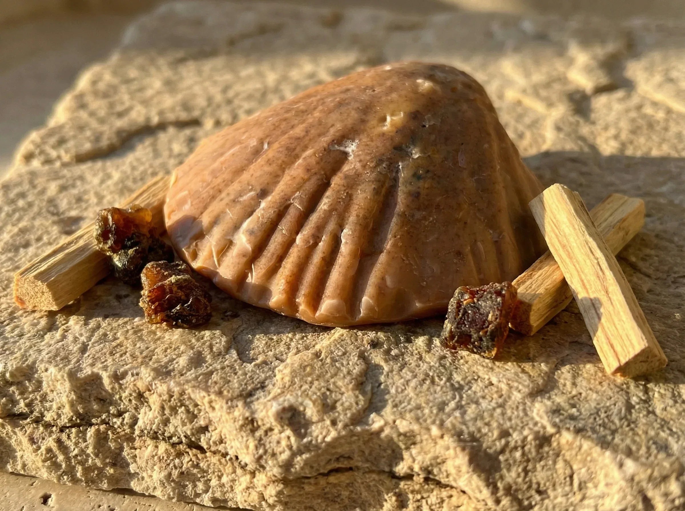 Bougie Artisanale Palo Santo & Myrrhe - Purification & Ancrage - Essences Agape 7739535