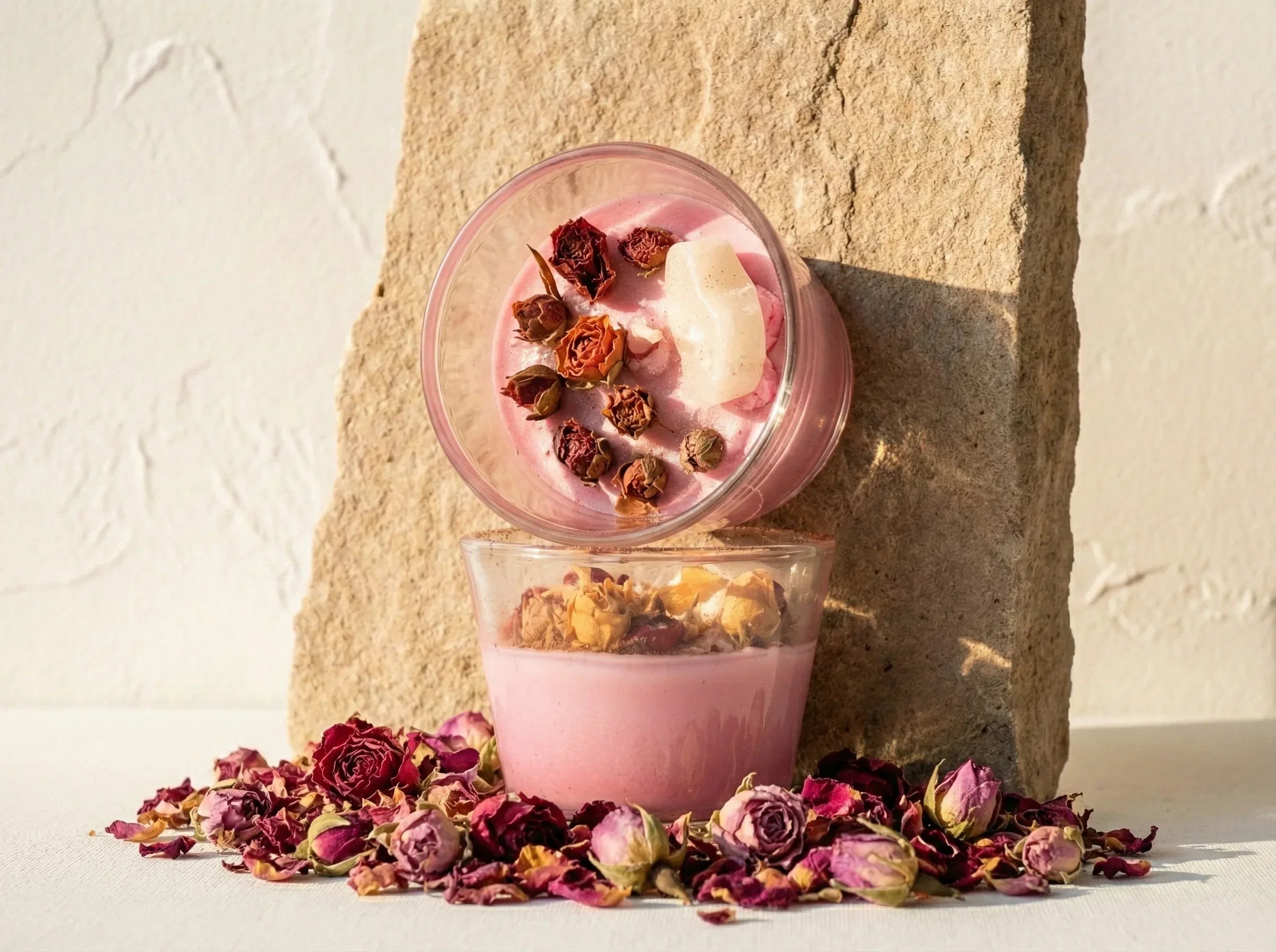 Bougie Artisanale Rose & Lait de Chamelle - Harmonie & Douceur - Essences Agape 8884507