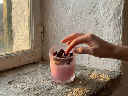 Bougie Artisanale Rose & Myrrhe - Douceur Sacrée - Essences Agape 35376265