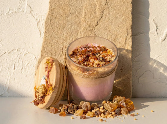 Bougie Artisanale de sable Myrrhe & Ambre - Ancrage & Méditation - Essences Agape 48051015