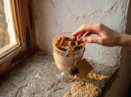 Bougie Cannelle Épicée - Chaleur & Réconfort du Foyer - Essences Agape 41665821