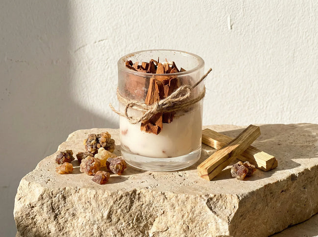 Bougie Palo Santo & Myrrhe - Recentrage & Force - Essences Agape 30295033