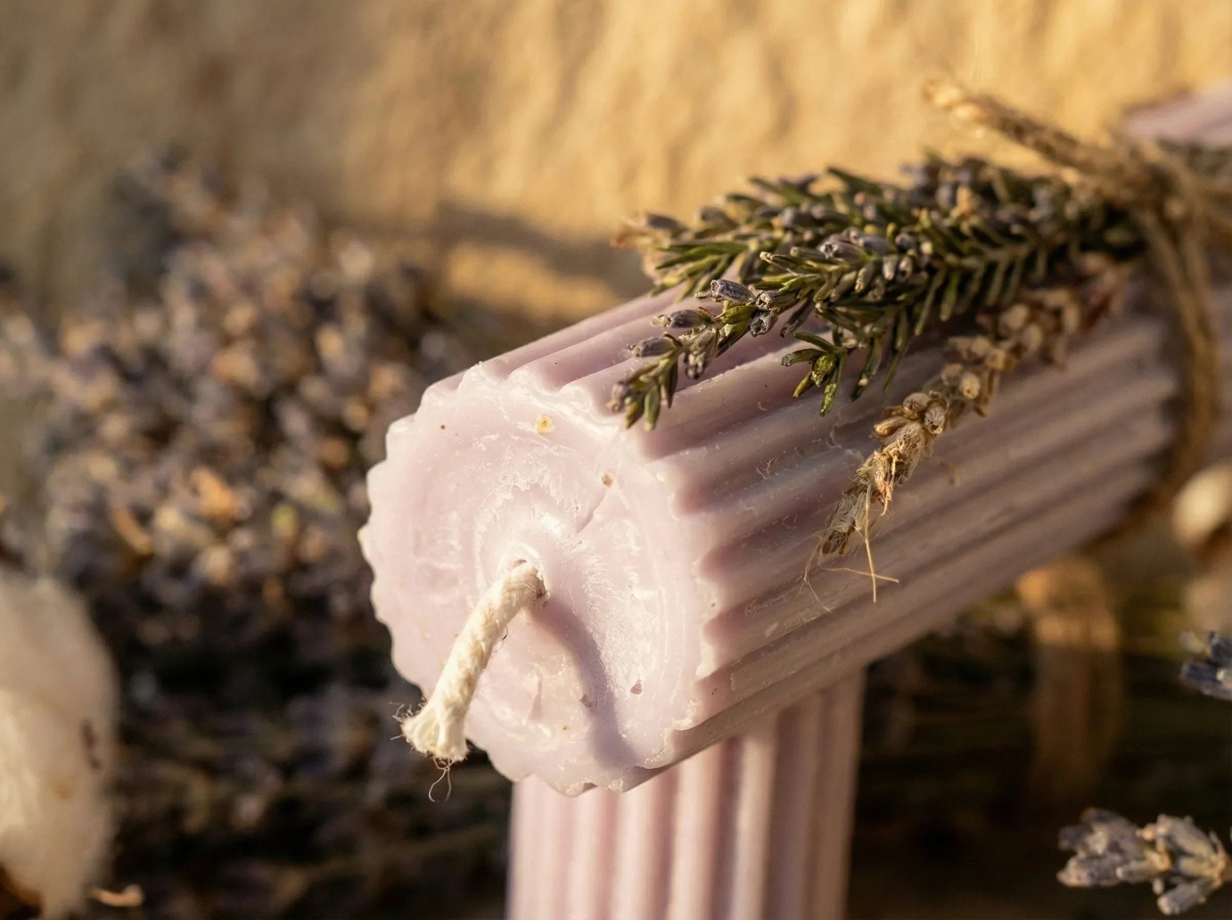 Bougie de Prière Pilier Romain Lavande - Sérénité & Paix - Essences Agape 15875448