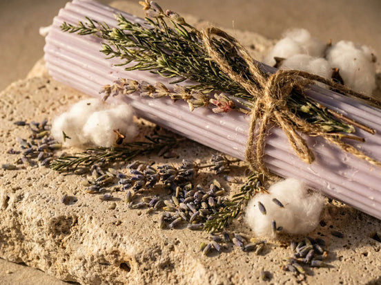 Bougie de Prière Pilier Romain Lavande - Sérénité & Paix - Essences Agape 85102767