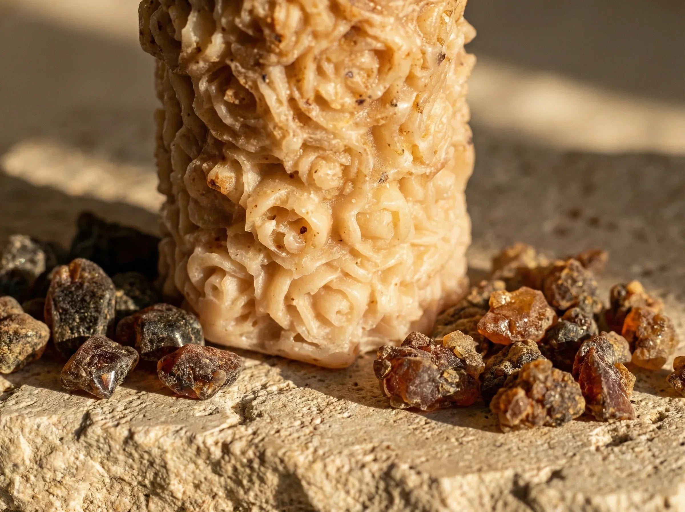 Bougie de Protection Myrrhe & Musc - Sagesse & Secret Minéral - Essences Agape 240760