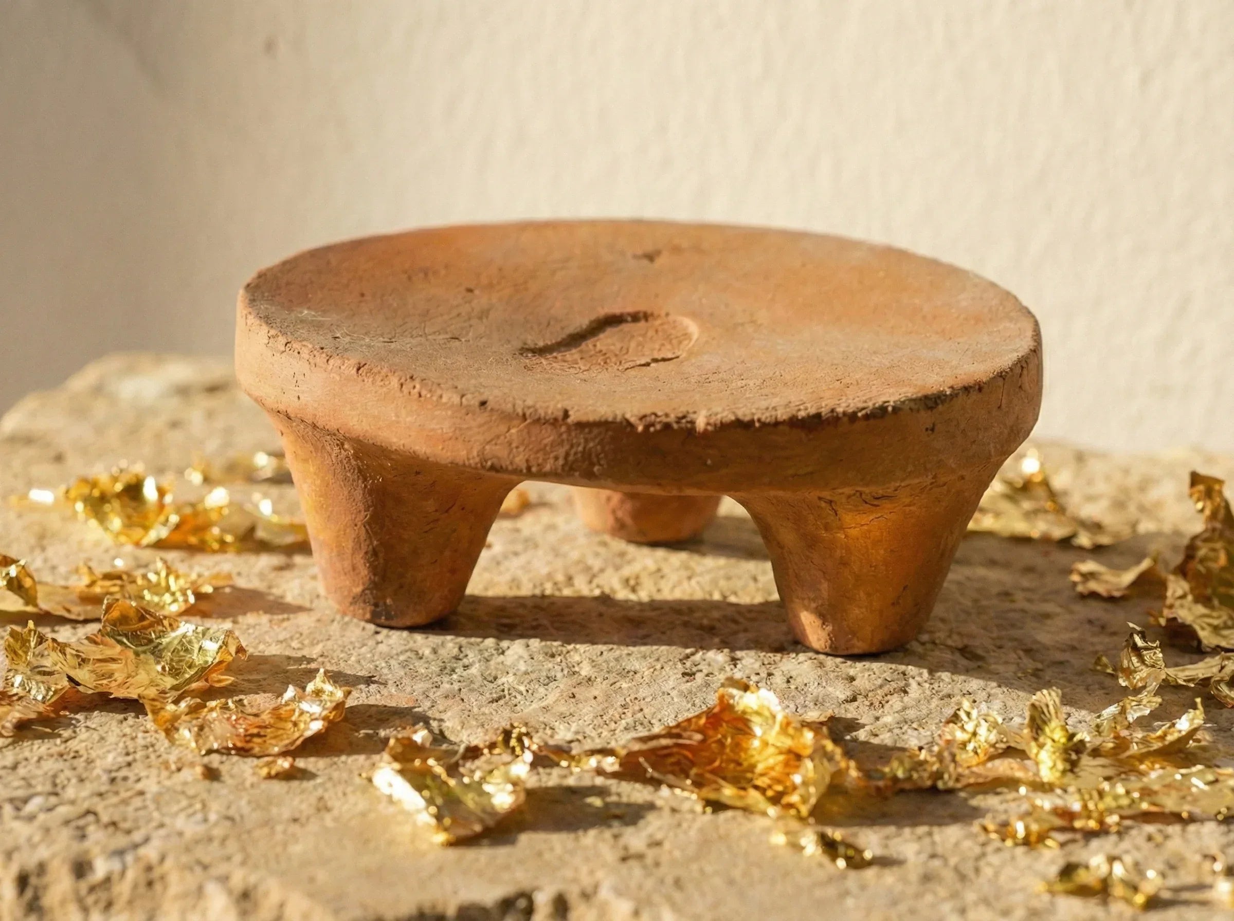 Brûleur Terre Cuite Tripode - Stabilité, Tradition Ancestrale Or - Essences Agape 19461522