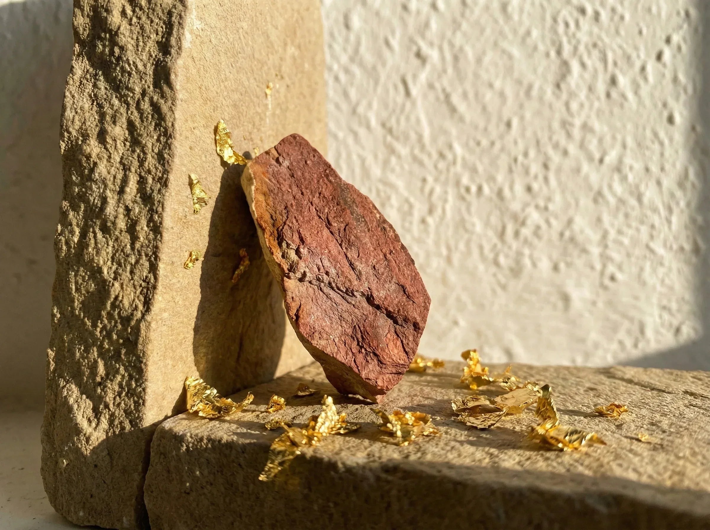 Cristaux et minéraux Jaspe Rouge Brut - Force & Enracinement Vital - Essences Agape 77746084