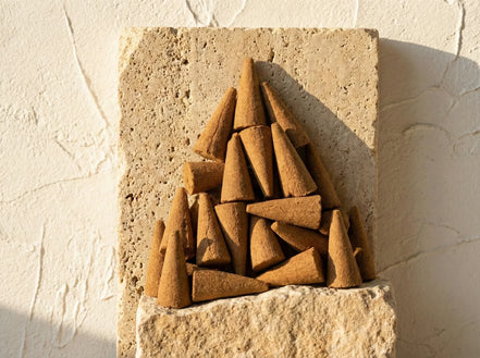 Encens de Prière Cônes Benjoin - Synergie & Élévation Spirituelle - Essences Agape 99905338