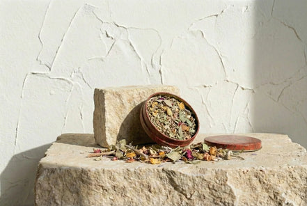 Encens de Protection Herbes & Résines - Bouclier & Pureté Maison Or - Essences Agape 54577327