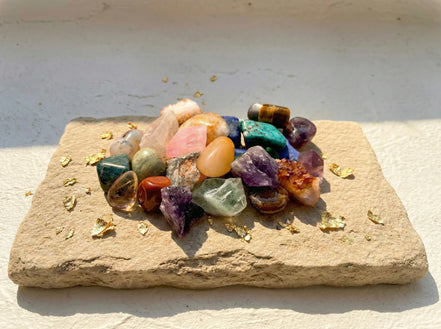 Pierre naturelle aléatoire - Trésor minéral & Découverte - Essences Agape 11472407