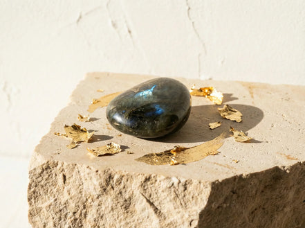 Pierres lithothérapie Labradorite Polie - Magie & Lumière & Bouclier - Essences Agape 28220281