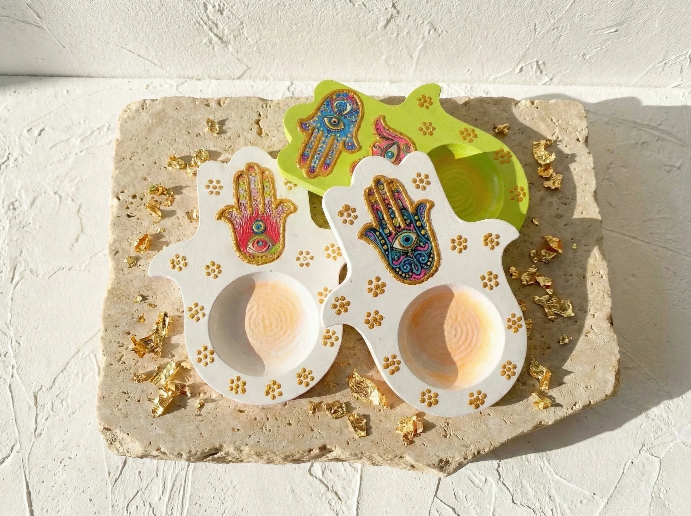 Porte bougie Main Fatima Gypse Solaire - Vitalité, Guérison & Or - Essences Agape 84025742