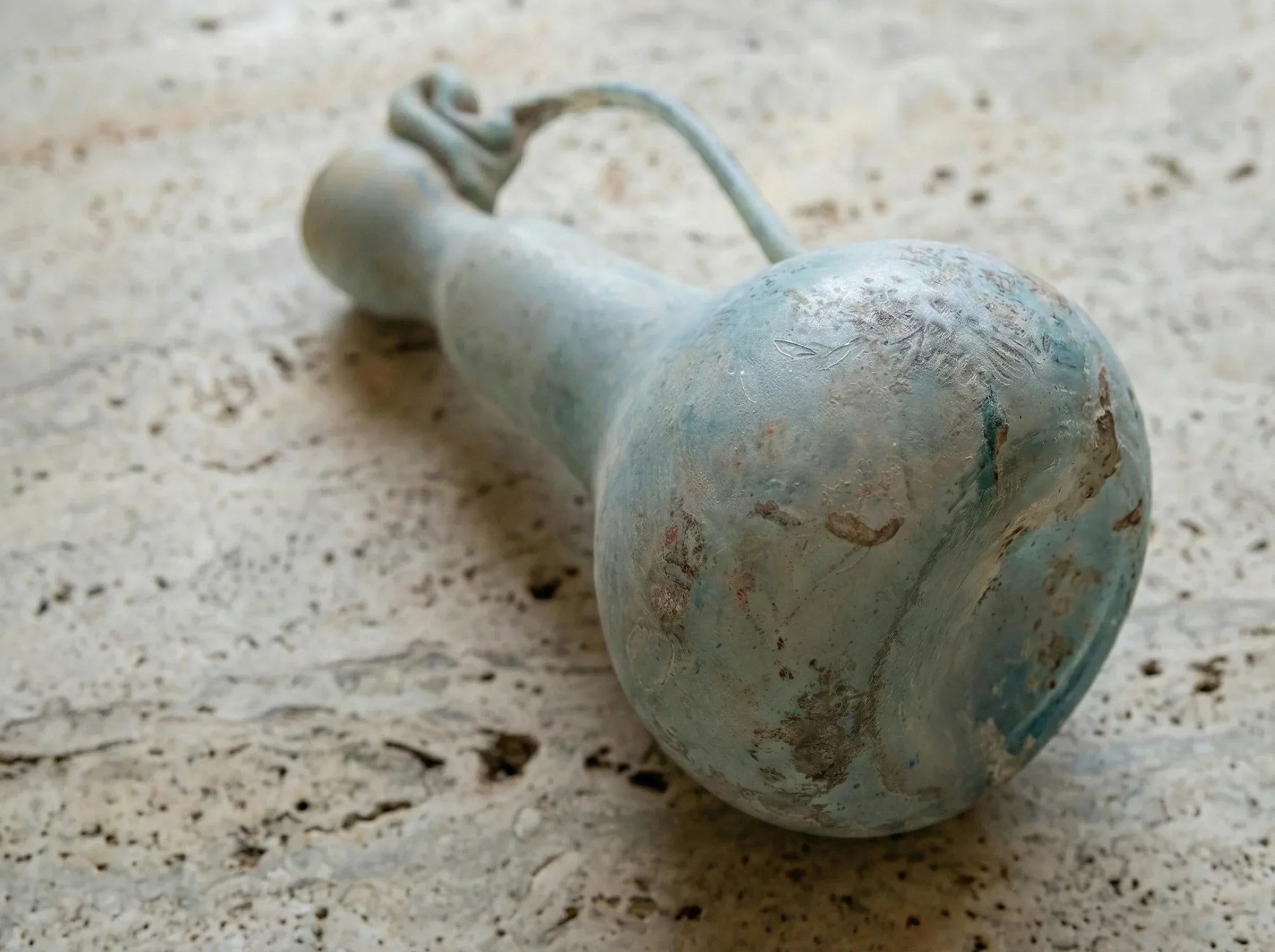 Reproduction verre antique Aiguière Azur - Eau & Purification - Essences Agape 47732070