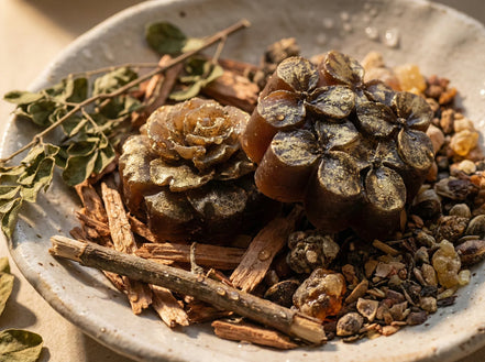 Savon fait maison Cèdre et Moringa - Vitalité et Trésor Végétal - Essences Agape 40654177