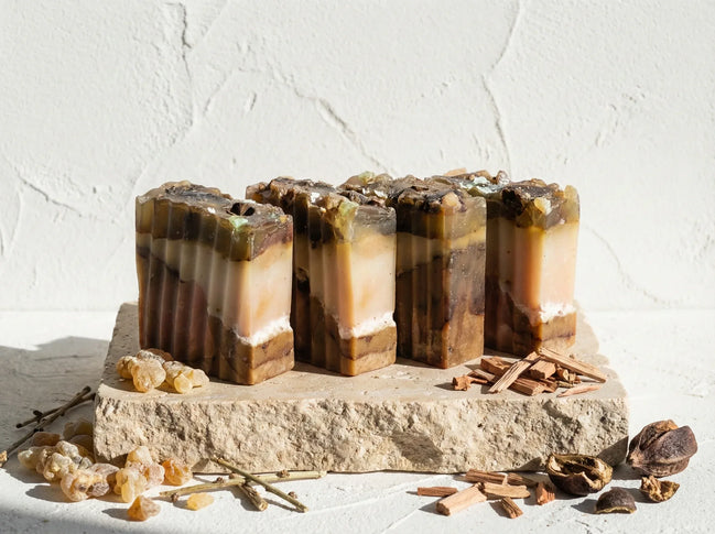 Savon pour le corps Cèdre et Musc - Force Intérieure et Ancrage - Essences Agape 77142519