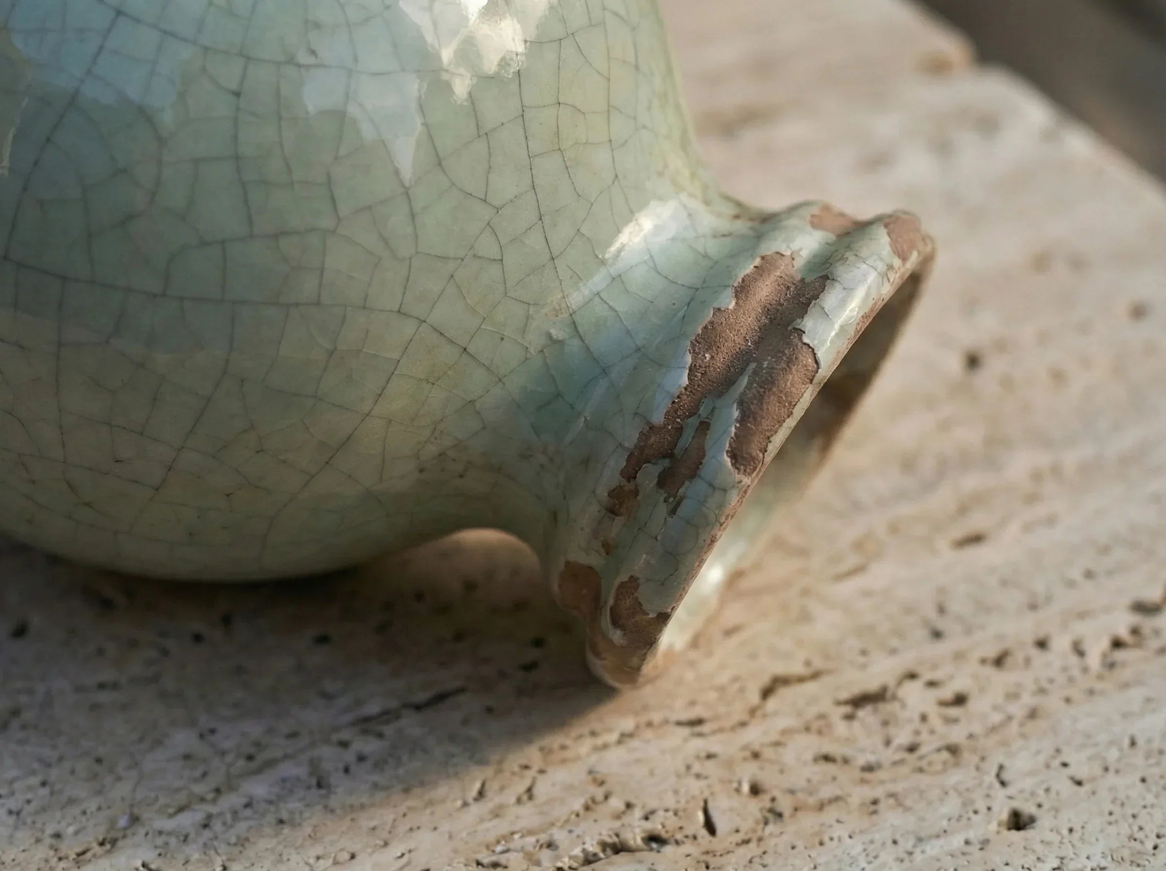 Verre soufflé bouche Pichet Céladon Craquelé - Résilience & Beauté - Essences Agape 25484201